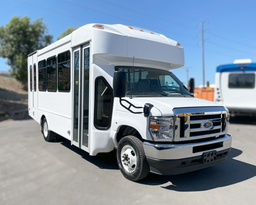 Picture of 2025 Ford E450 Glaval Universal ADA Shuttle Bus