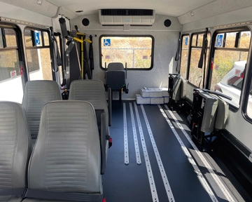 Picture of 2025 Ford E450 Glaval Universal ADA Shuttle Bus