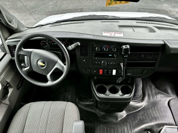 Picture of 2025 Chevrolet G4500 Diamond VIP Shuttle Bus