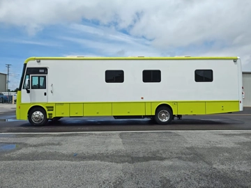 Picture of 2019 Ford Farber Specialty Vehicle Mobile Office/Consultation Clinic