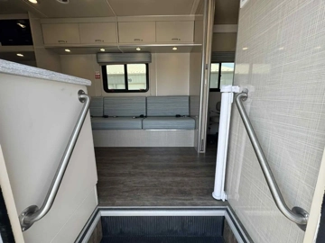 Picture of 2019 Ford Farber Specialty Vehicle Mobile Office/Consultation Clinic