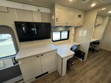 Picture of 2019 Ford Farber Specialty Vehicle Mobile Office/Consultation Clinic