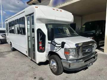 Picture of 2020 Ford E450 Starcraft Allstar ADA Shuttle Bus