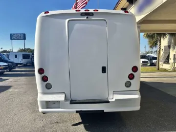 Picture of 2019 Ford E-450 Grech GM24