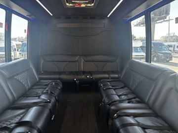 Picture of 2019 Ford E-450 Grech GM24