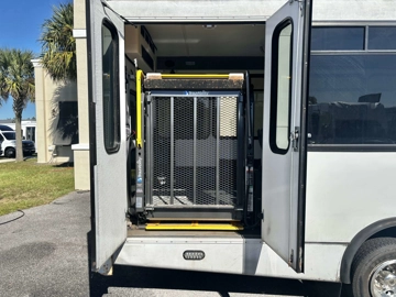 Picture of 2018 Ford E450 ADA Shuttle Bus