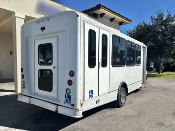 Picture of 2018 Ford E450 ADA Shuttle Bus