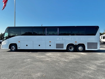 Picture of 2017 MCI J4500L Coach Bus