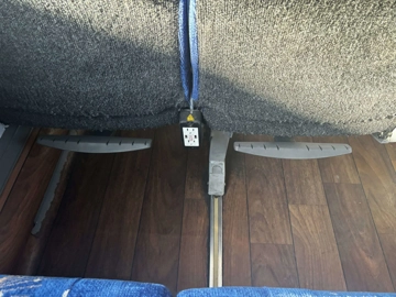 Picture of 2017 MCI J4500L Coach Bus