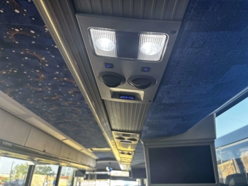 Picture of 2017 MCI J4500L Coach Bus