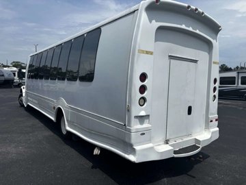 Picture of 2011 Freightliner M2 Turtle Top ADA Shuttle Bus
