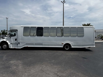 Picture of 2011 Freightliner M2 Turtle Top ADA Shuttle Bus
