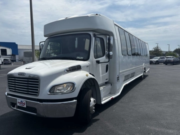Picture of 2011 Freightliner M2 Turtle Top ADA Shuttle Bus