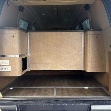 Picture of 2008 Mercedes Benz Sprinter Executive Shuttle