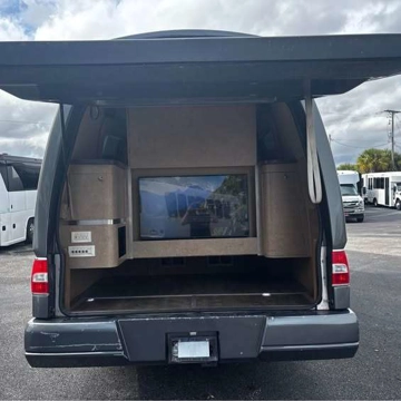 Picture of 2008 Mercedes Benz Sprinter Executive Shuttle