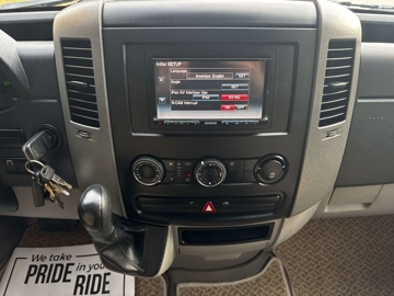 Picture of 2008 Mercedes Benz Sprinter Executive Shuttle