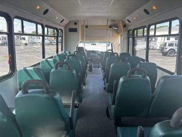 Picture of 2004 GMC C5 Glaval Titan ADA Shuttle Bus