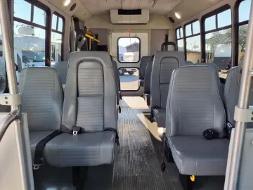 2021 Ford E-450 Elkhart 15P ADA