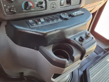 2021 Ford E-450 Elkhart 15P ADA