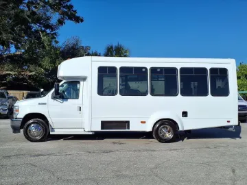 2021 Ford E-450 Elkhart 15P ADA