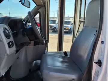 2021 Ford E-450 Elkhart 15P ADA