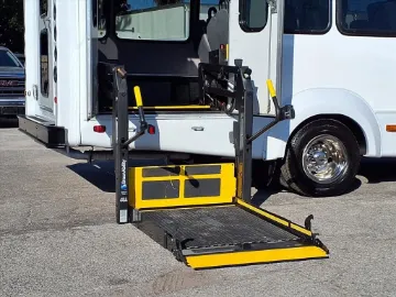 2021 Ford E-450 Elkhart 15P ADA