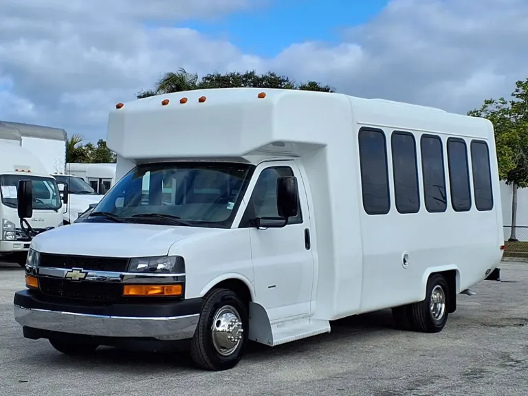 2019 Chevrolet Diamond Coach 15P