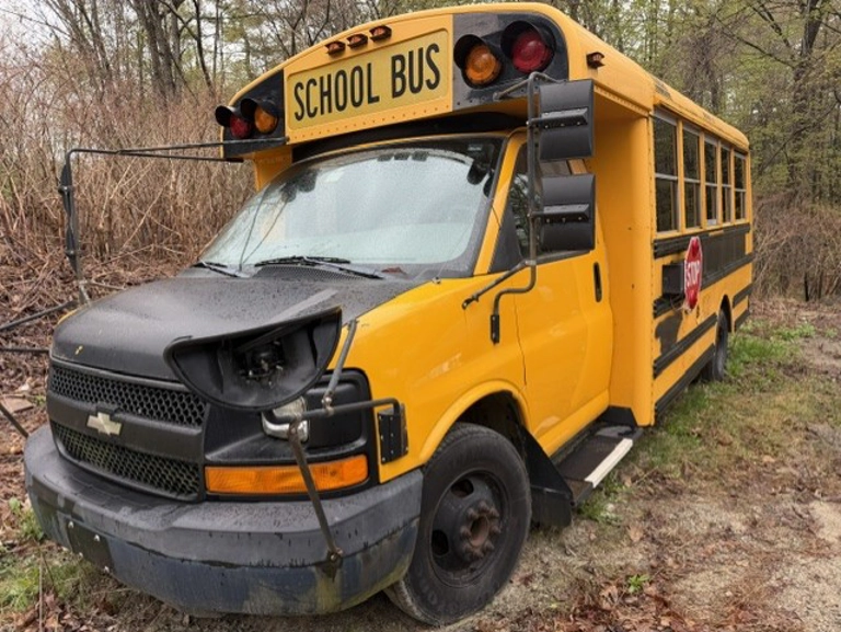 Picture of 2009 Gmc G33803 Savana School Bus