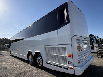Picture of 2009 Prevost H3-45 Coach Bus