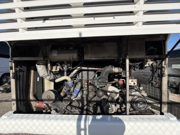 Picture of 2009 Prevost H3-45 Coach Bus