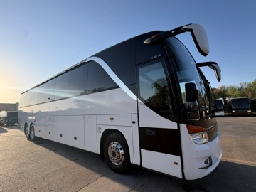 Picture of    Coach Bus