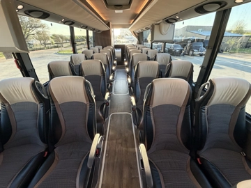 Picture of    Coach Bus