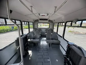 2017 Chevrolet 4500 Arboc 15P ADA
