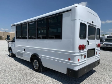 Picture of 2017 Chevrolet Collins DE516 Shuttle Bus