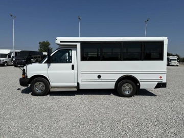 Picture of 2011 Chevrolet Collins Bantam Shuttle Bus