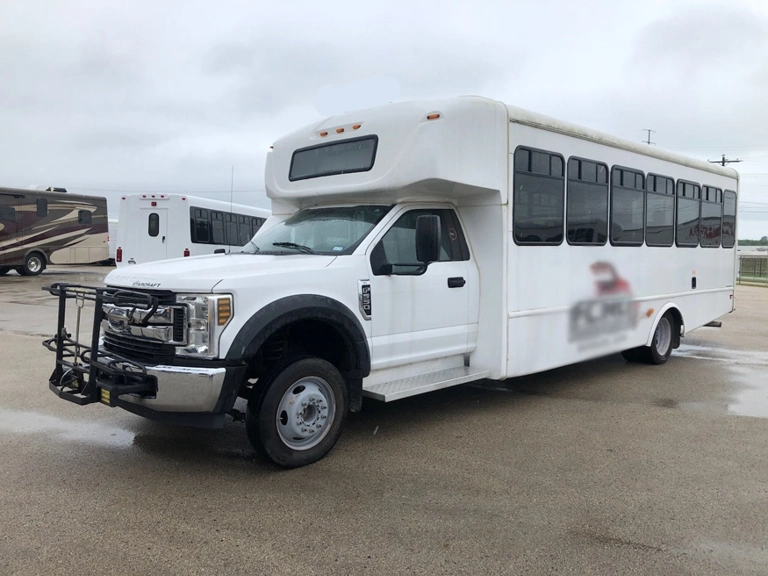 Picture of 2018 Ford Starcraft F550 XL ADA Shuttle Bus