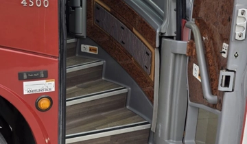 Picture of 2015 MCI J4500 Coach Bus