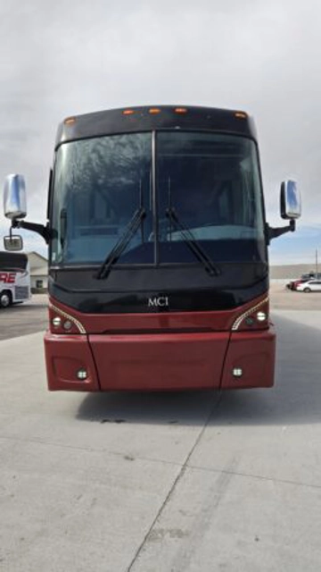 Picture of 2015 MCI J4500 Coach Bus