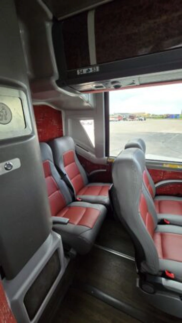 Picture of 2015 MCI J4500 Coach Bus