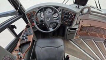 Picture of 2015 MCI J4500 Coach Bus