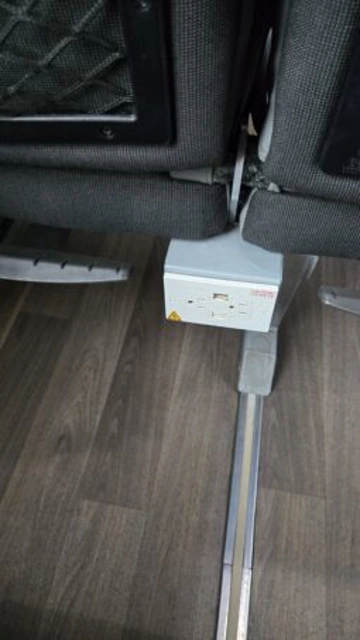 Picture of 2015 MCI J4500 Coach Bus