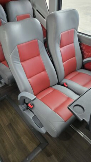 Picture of 2015 MCI J4500 Coach Bus