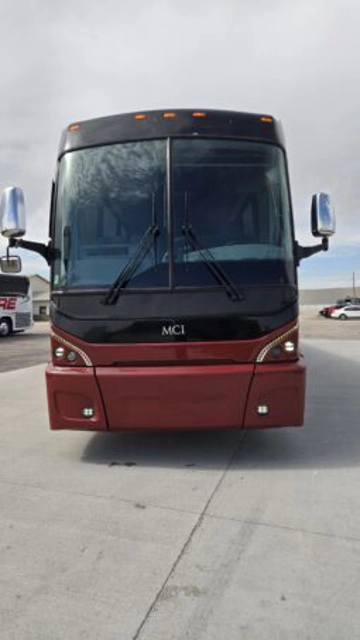Picture of 2015 MCI J4500 Coach Bus