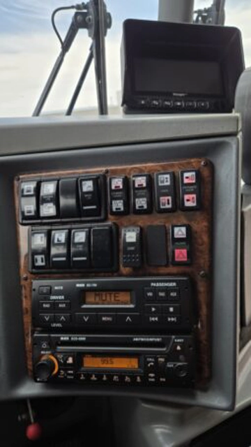 Picture of 2015 MCI J4500 Coach Bus