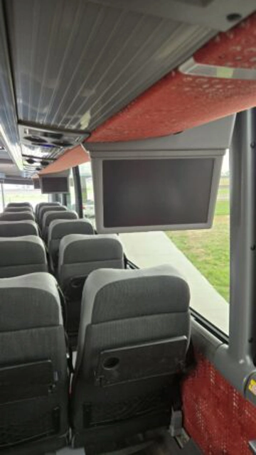 Picture of 2015 MCI J4500 Coach Bus