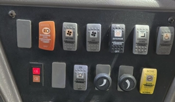 Picture of 2004 Freightliner FS-65 Thomas School Bus