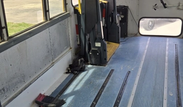 Picture of 2004 Freightliner FS-65 Thomas School Bus