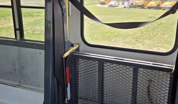 Picture of 2004 Freightliner FS-65 Thomas School Bus