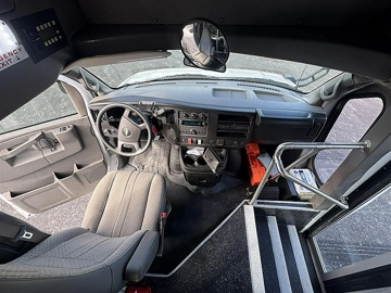 Picture of 2024 Chevrolet 4500 Diamond Shuttle Bus