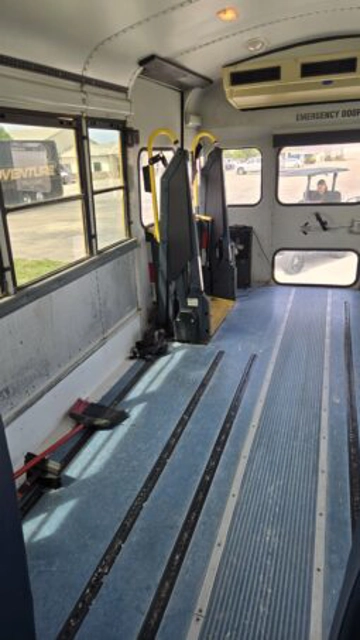 Picture of 2004 Freightliner FS-65 Thomas School Bus